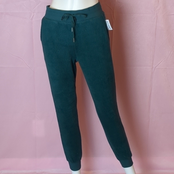 Old Navy Forest Green Mid Rise Sherpa Sweatpants with Pockets size XS - Picture 1 of 10